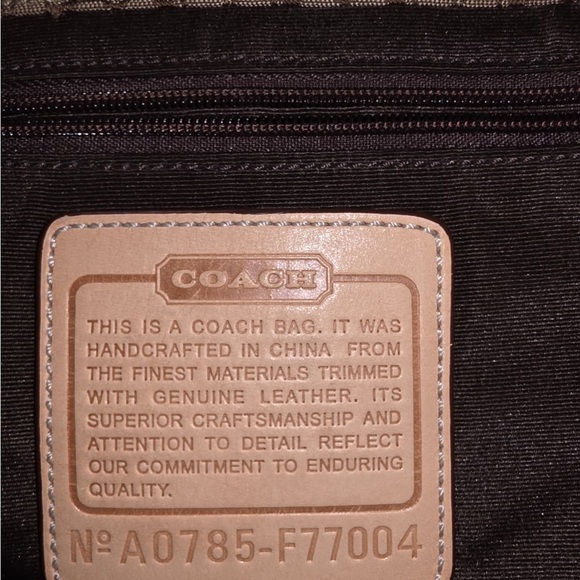 Coach Men's Olive and Tan Signature Messenger Bag - Picture 12 of 16